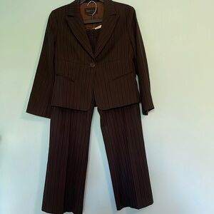 BCBG Maxazria Suit Set